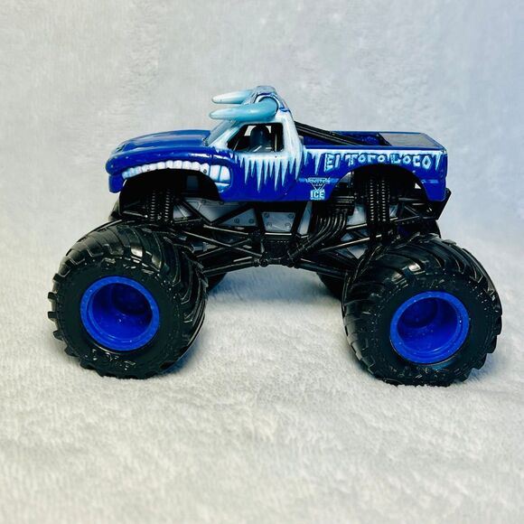 Spin Master Other - Monster Jam Hot Wheels Truck Diecast El Toro Loco Fire and Ice 1:64 Rare…